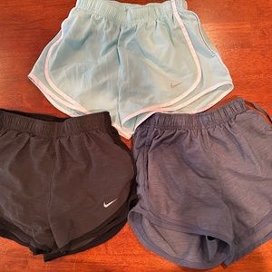 Nike Womens Dri-Fit Tempo XS Gray Light Blue